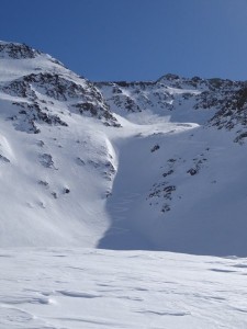 "MA" Trace de Montée à la pointe de Drone "MA" Trace de Montée à la pointe de Drone