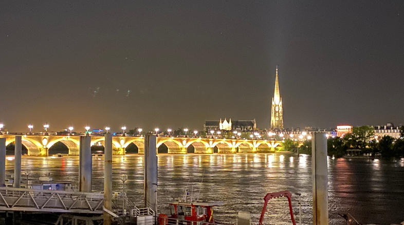 Bordeaux By Night – 072020
