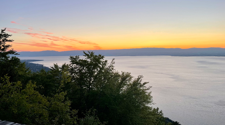 Vol entre amoureux au coucher du soleil – 062021