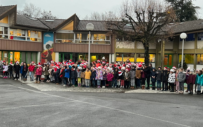 Noel à l’école – avec les restos du coeur – 122022