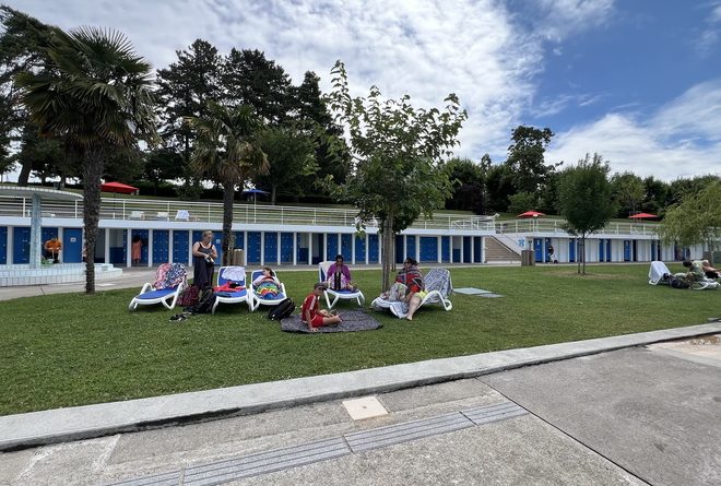 Calligraphie – Pâtisserie – Piscine – 072024