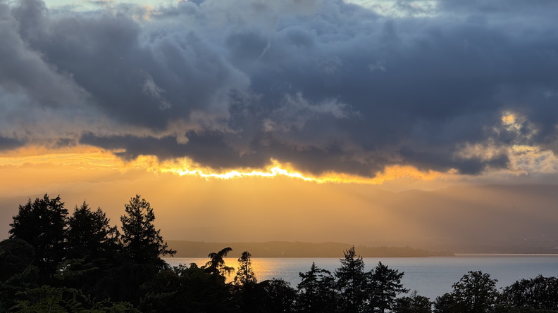 Coucher de Soleil – Thonon – 092024